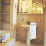 Petra Apartment *