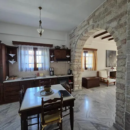 Petra Apartment *